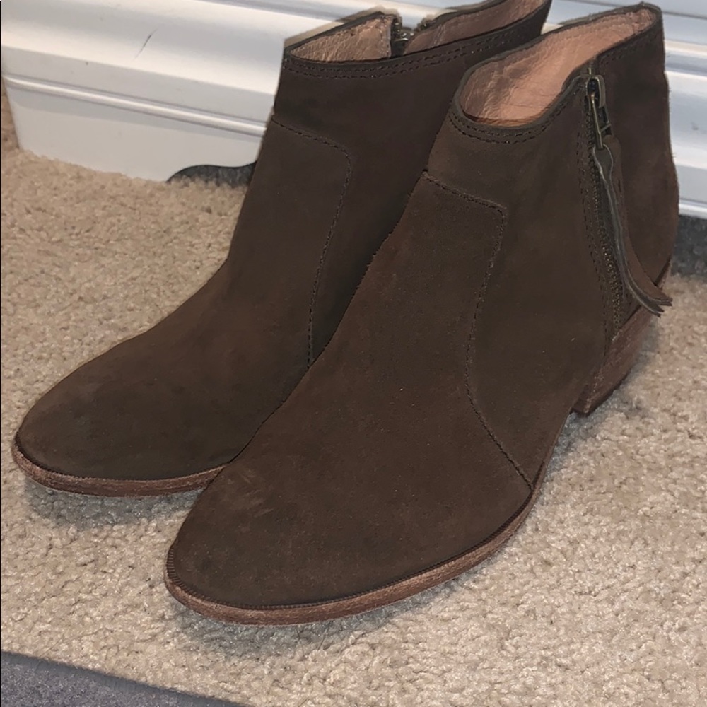 Madewell brown boots!